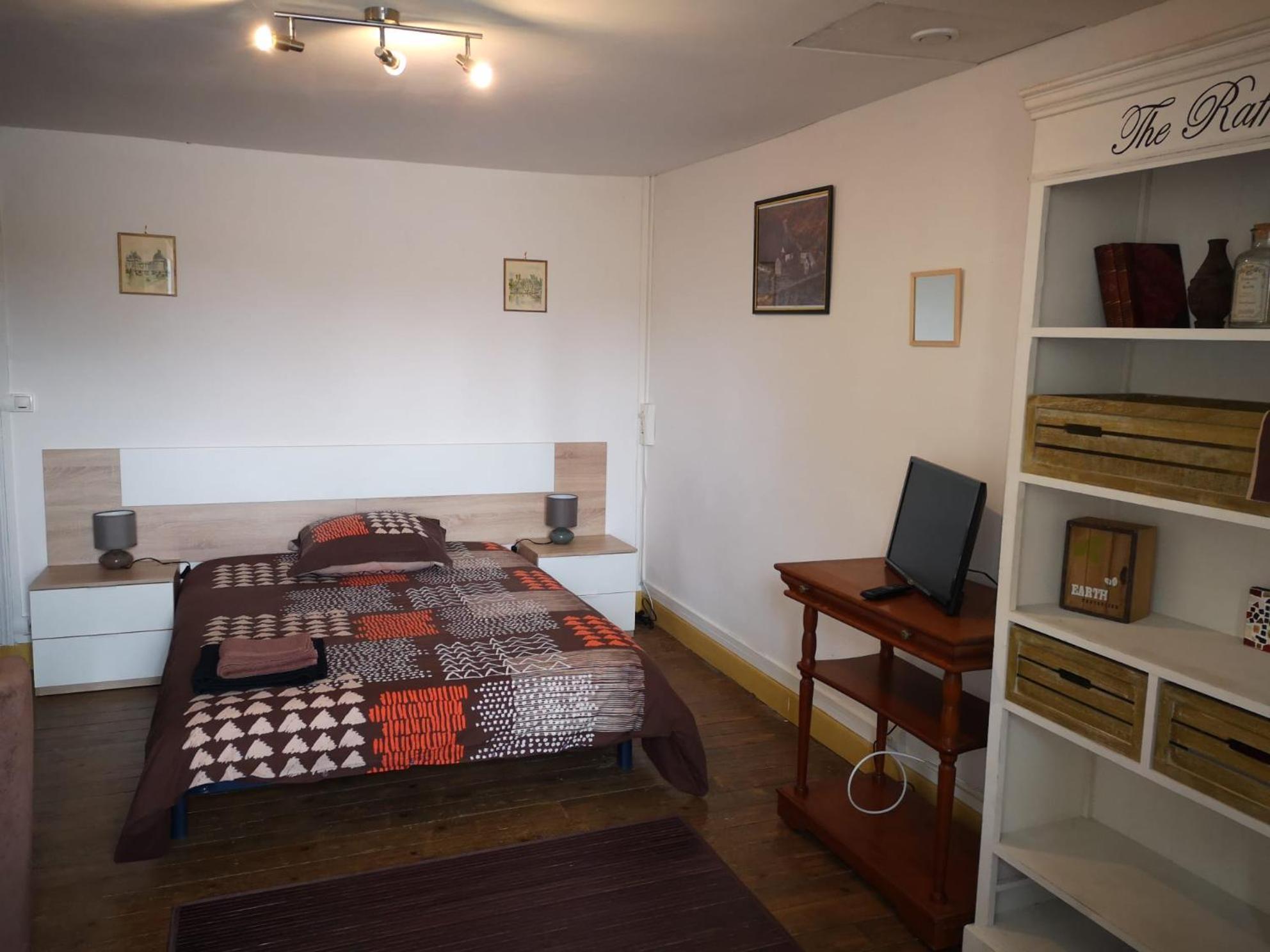 Chambres Avec Salle De Bains Et Cuisine En Centre Ville Argenton Sur Creuse Экстерьер фото