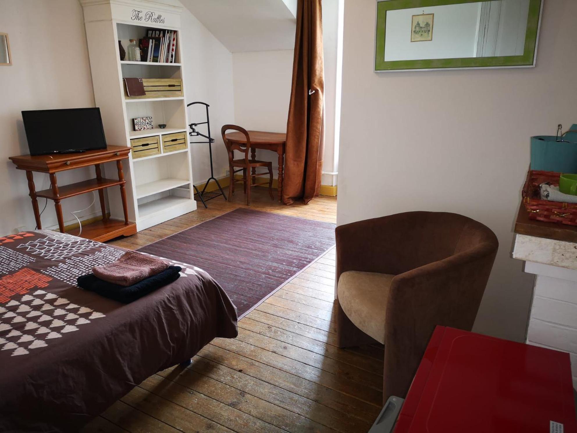 Chambres Avec Salle De Bains Et Cuisine En Centre Ville Argenton Sur Creuse Экстерьер фото