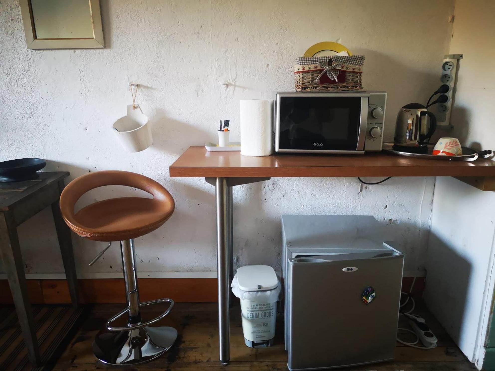 Chambres Avec Salle De Bains Et Cuisine En Centre Ville Argenton Sur Creuse Экстерьер фото